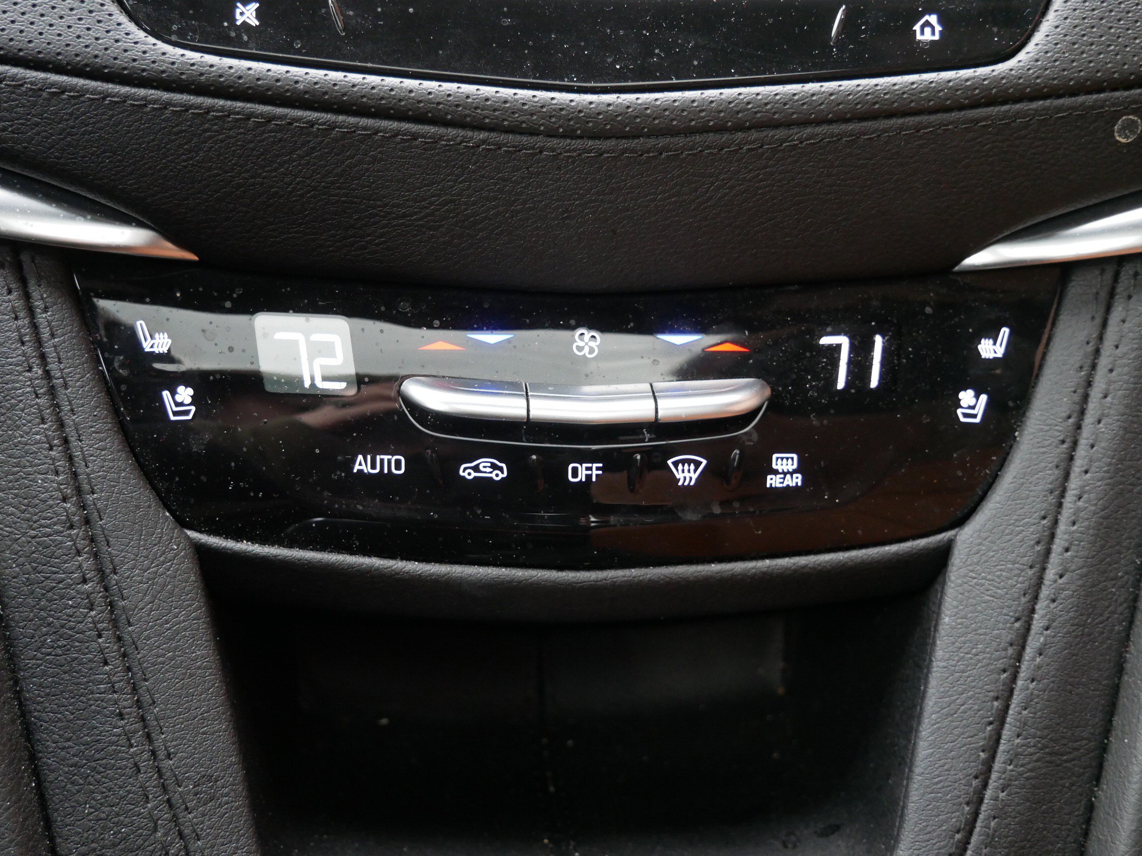 Certified 2025 Cadillac XT5 Premium Luxury w/ Technology Package image 19