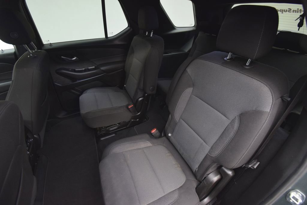 Used 2023 Chevrolet Traverse LT image 25