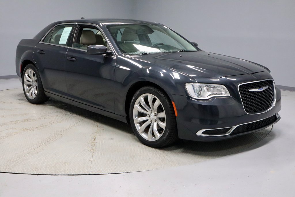 Used 2018 Chrysler 300 Touring L