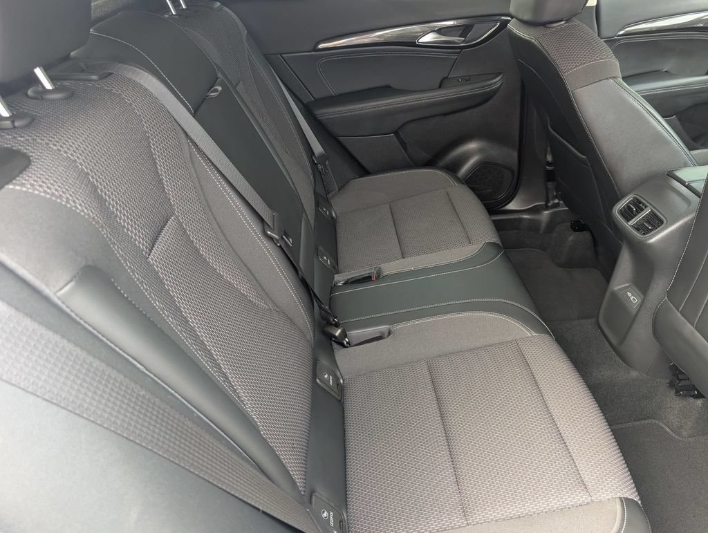 Used 2023 Buick Envision Preferred w/ Sport Touring Package AWD/4WD image 33