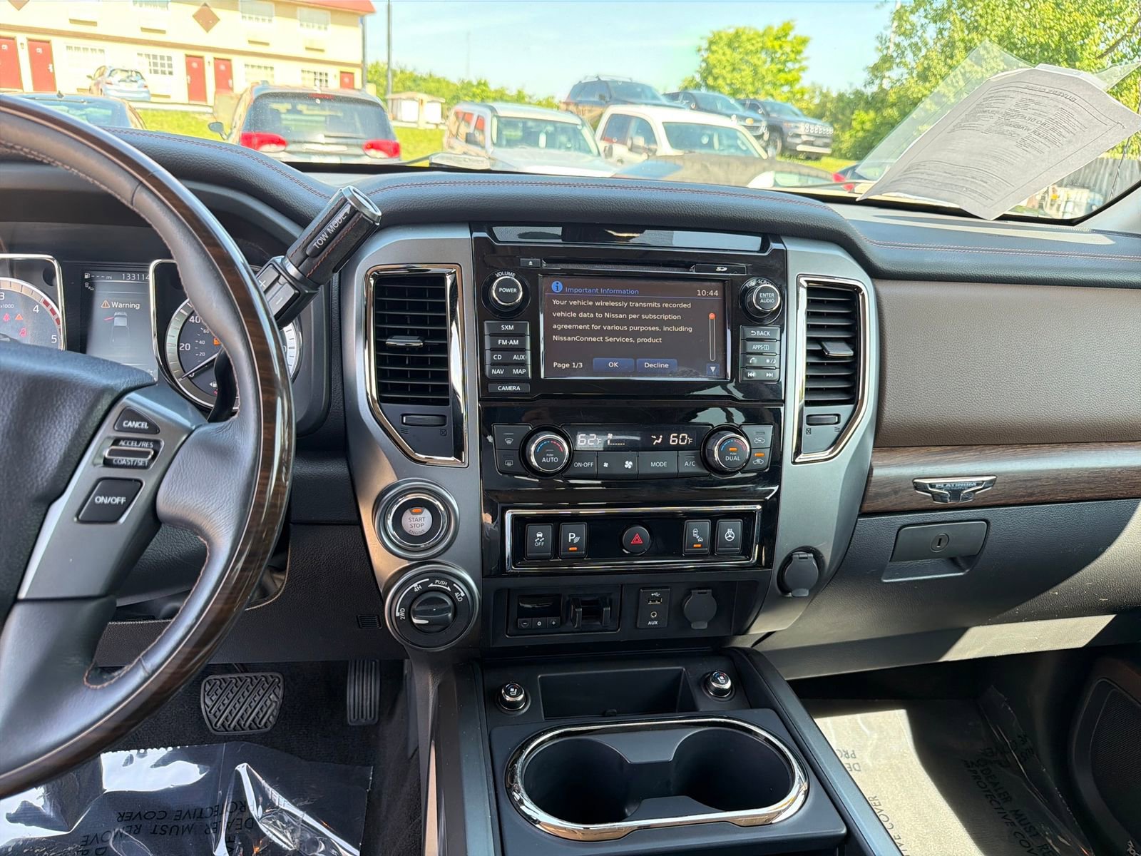 Used 2017 Nissan Titan Platinum Reserve AWD/4WD image 19