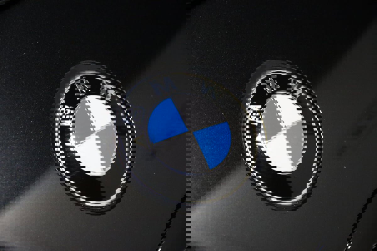 Used 2024 BMW Z4 M40i w/ Premium Package image 30