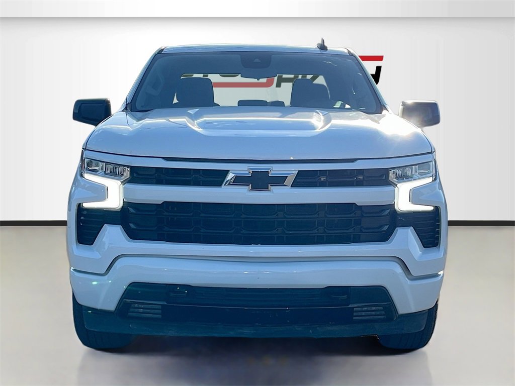 Used 2024 Chevrolet Silverado 1500 RST image 2