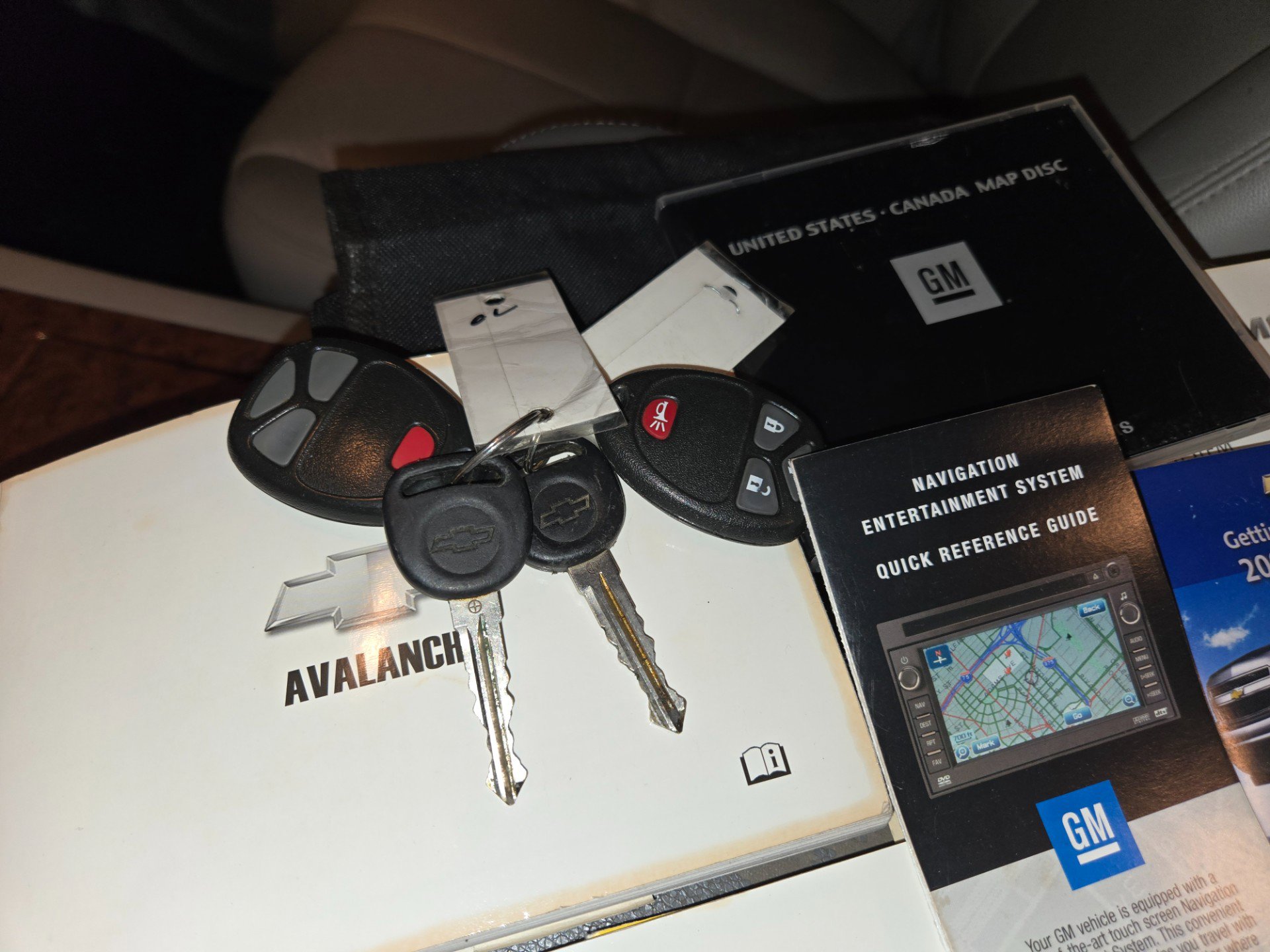 Used 2008 Chevrolet Avalanche LTZ w/ LTZ Preferred Equipment Group image 6