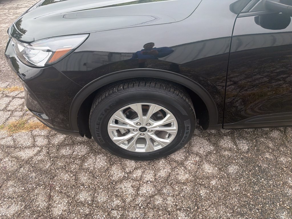 Used 2025 Ford Escape Active FWD image 10