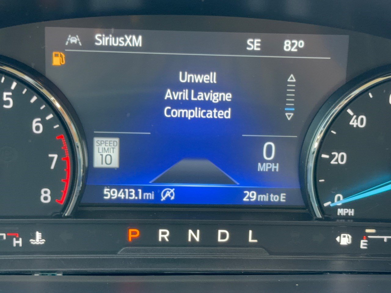 Used 2021 Ford Explorer XLT w/ Equipment Group 202A AWD/4WD image 26