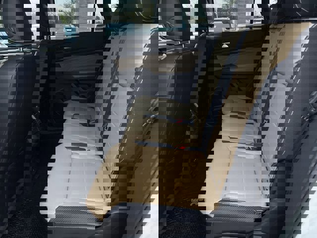 Used 2022 Volkswagen Atlas Cross Sport SE w/ Panoramic Sunroof Package image 28