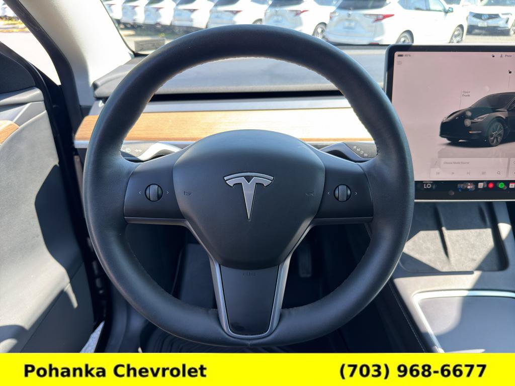 Used 2025 Tesla Model Y Long Range RWD image 10