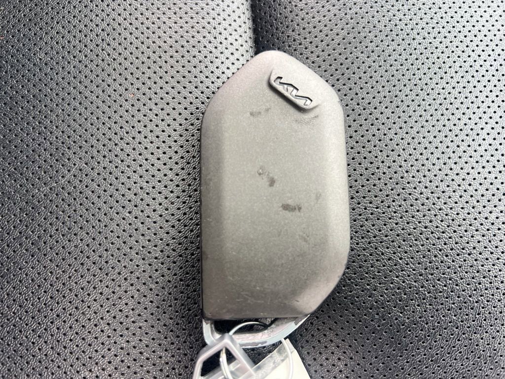 Certified 2023 Kia Telluride S w/ S Sunroof Package image 26