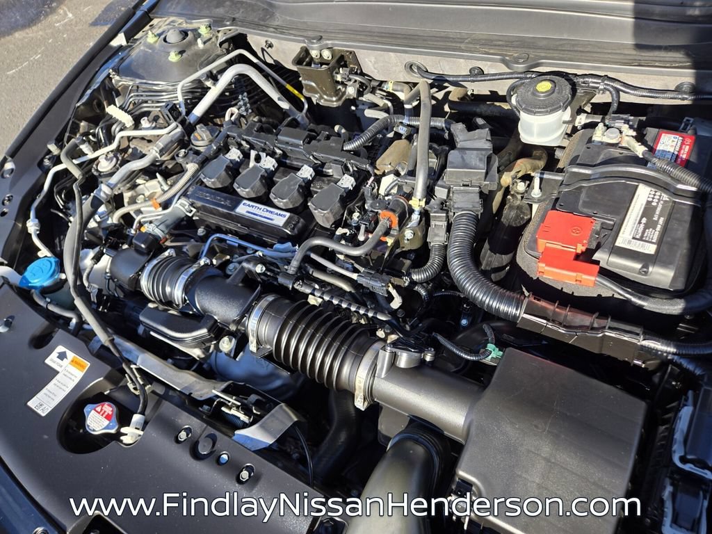 Used 2018 Honda Accord EX image 19
