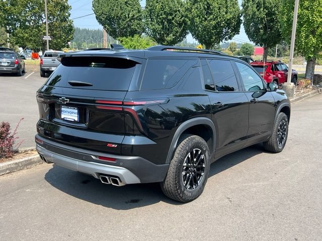 Used 2024 Chevrolet Traverse Z71 w/ LPO, Floor Liner Package AWD/4WD image 7