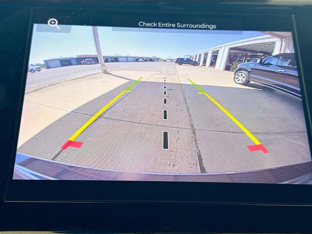 Used 2022 Jeep Grand Cherokee Altitude AWD/4WD image 17