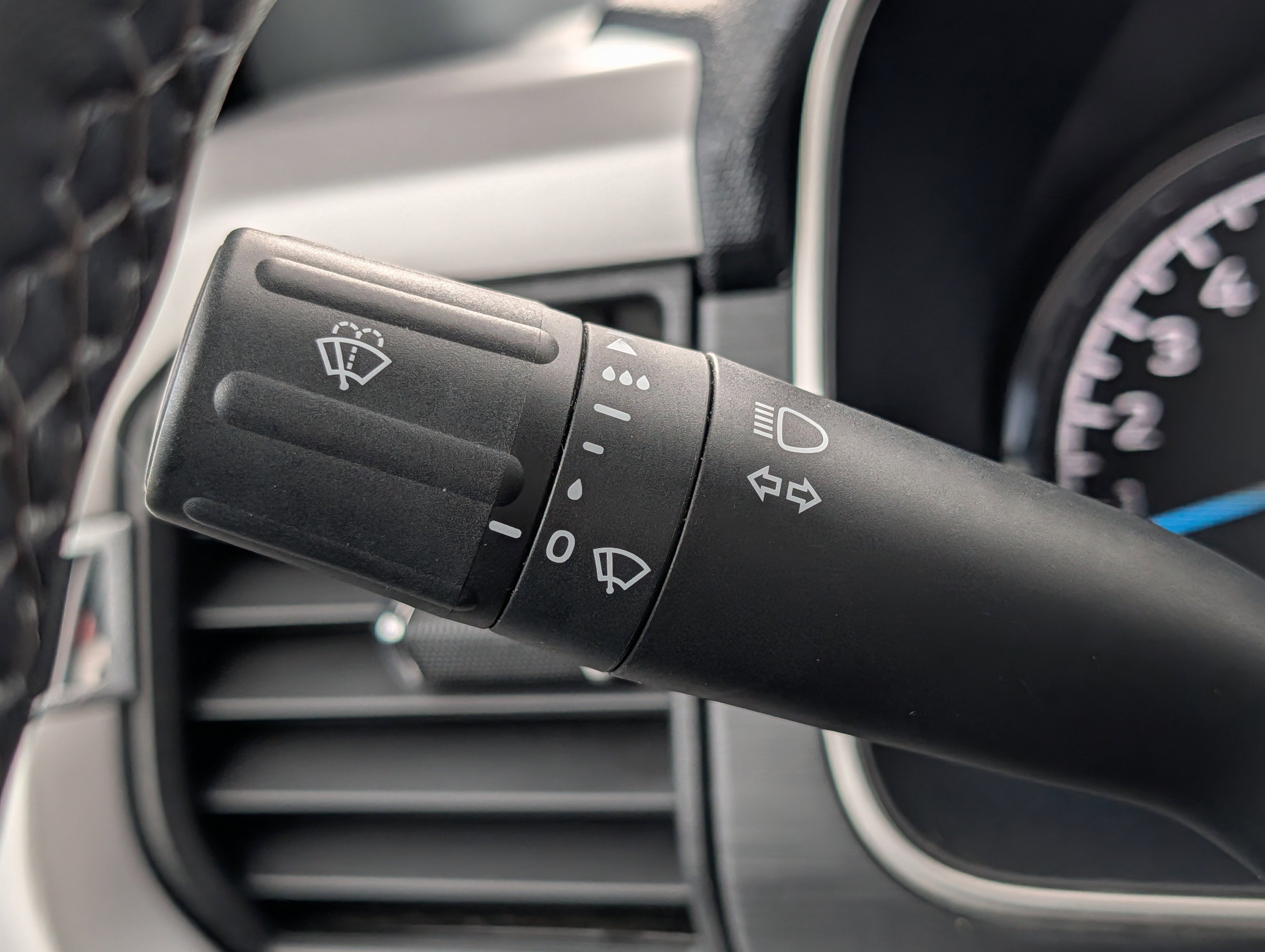 Used 2023 Ford F150 XLT w/ Equipment Group 302A High image 28