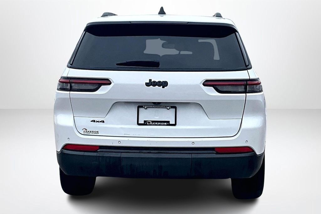 Used 2023 Jeep Grand Cherokee L Laredo image 6
