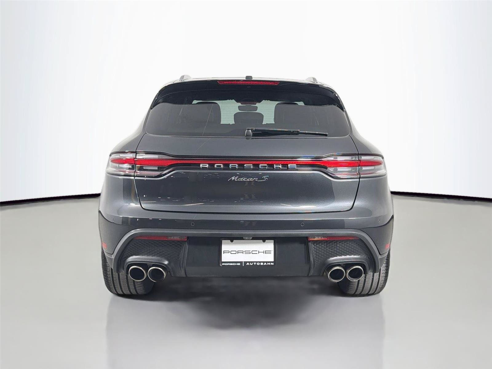 Certified 2023 Porsche Macan S AWD/4WD image 6