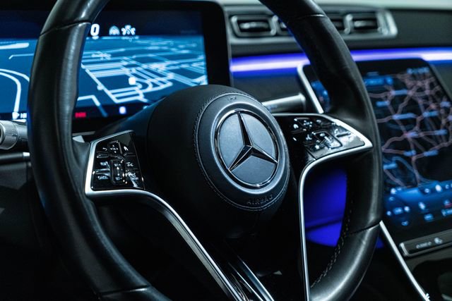 Used 2022 Mercedes-Benz S 500 4MATIC w/ AMG Line Package image 23