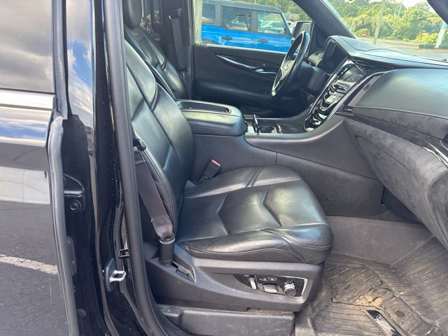 Used 2016 Cadillac Escalade Platinum AWD/4WD image 15