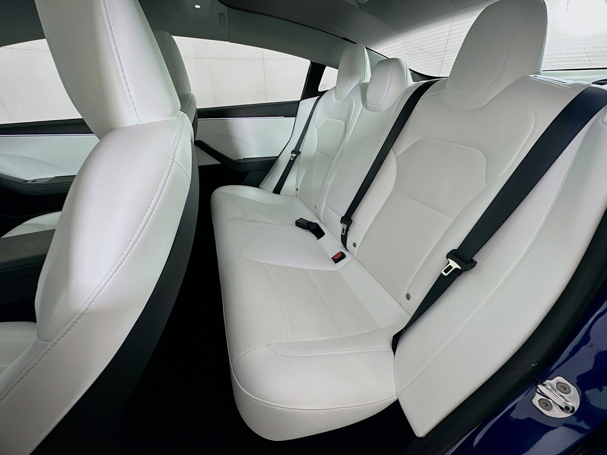 Used 2025 Tesla Model 3 Long Range RWD image 27