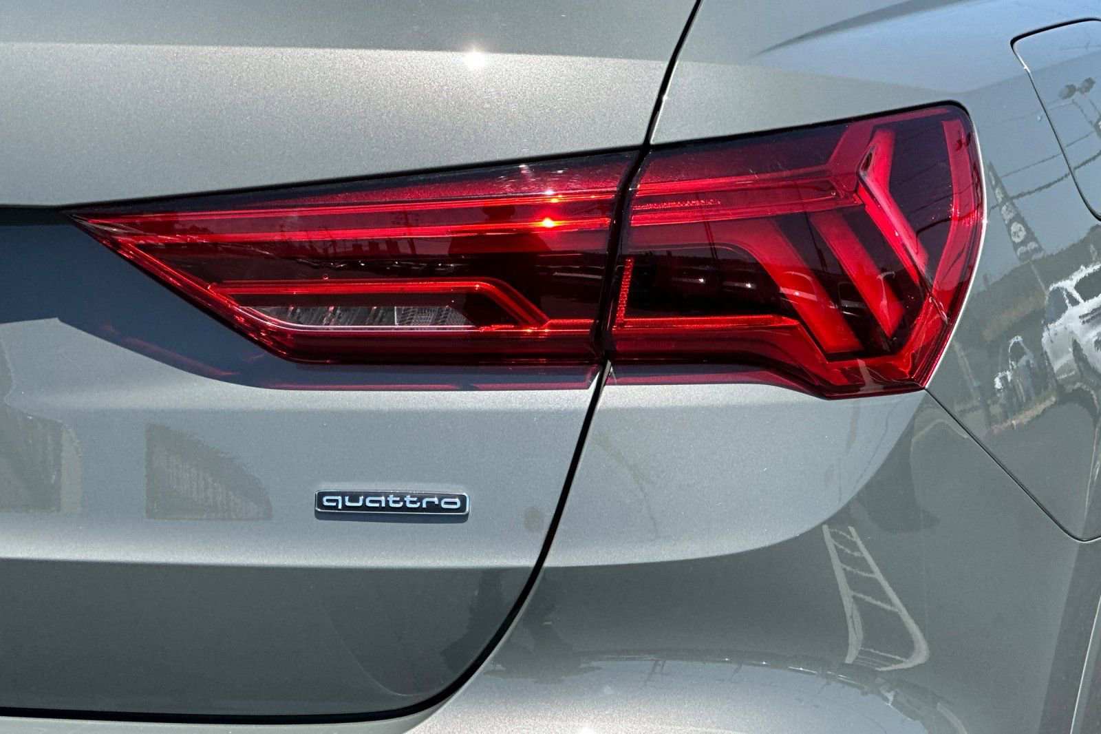 Used 2022 Audi Q3 2.0T Premium Plus w/ Premium Plus Package image 35