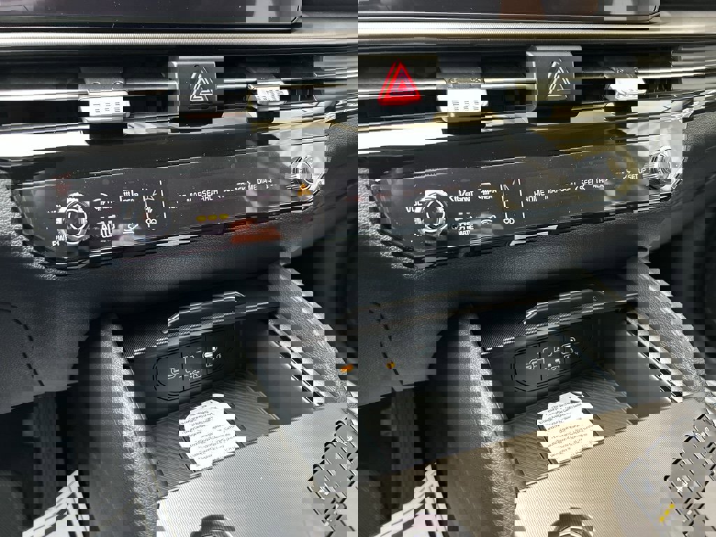 New 2026 Kia Sportage AWD Hybrid image 21