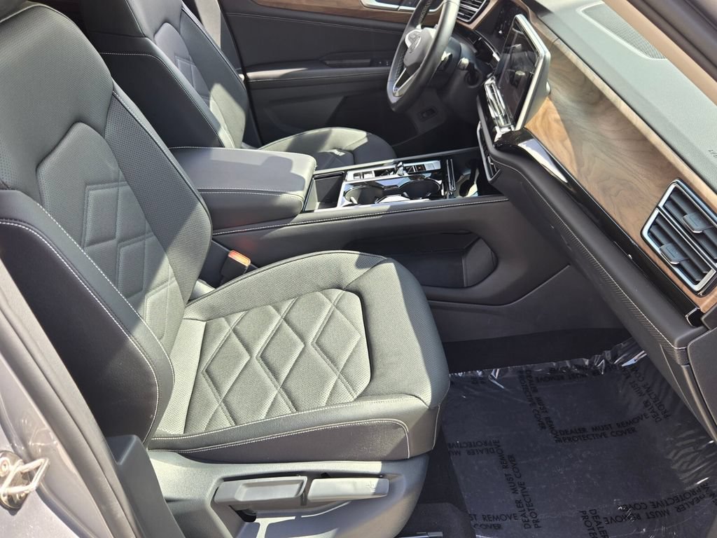 Certified 2026 Volkswagen Atlas SE FWD image 20