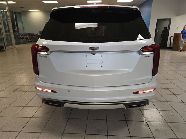 Used 2020 Cadillac XT6 Premium Luxury image 7