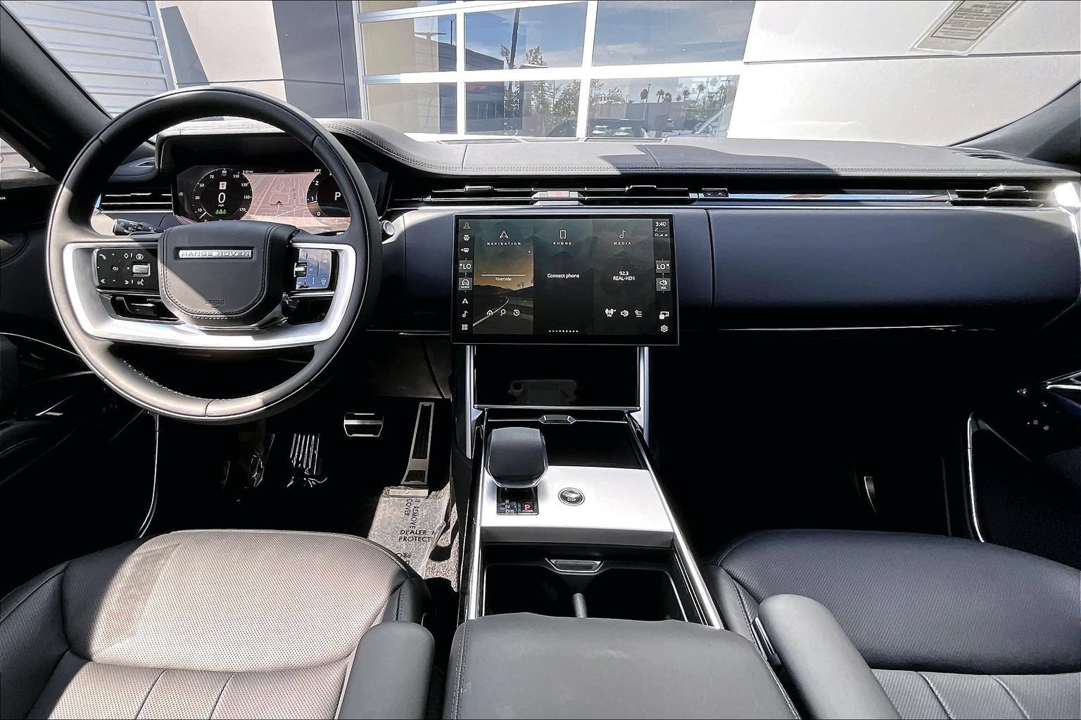 New 2026 Land Rover Range Rover SE AWD/4WD image 5