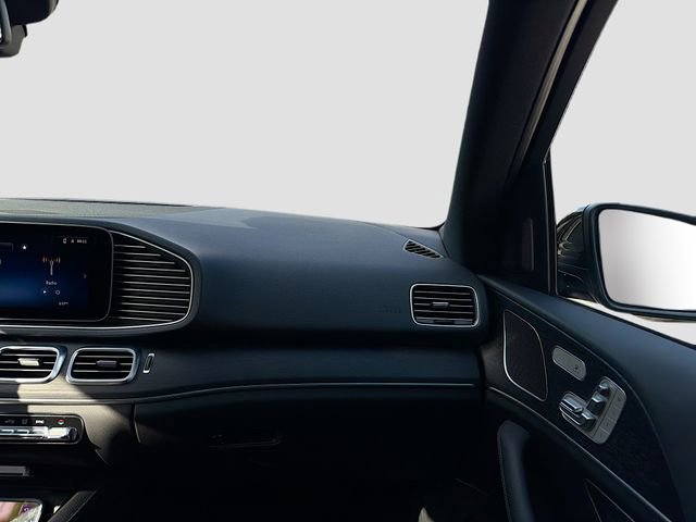 Used 2025 Mercedes-Benz GLE 350 4MATIC image 18