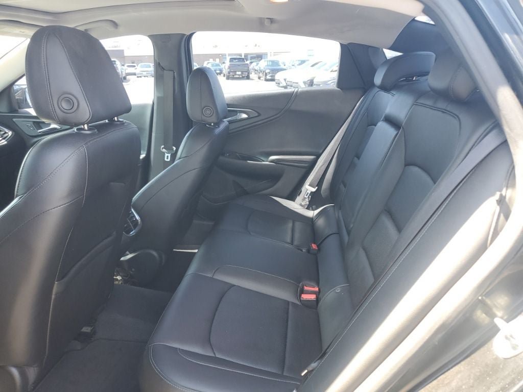 Used 2016 Chevrolet Malibu Premier w/ Driver Confidence Package FWD image 36