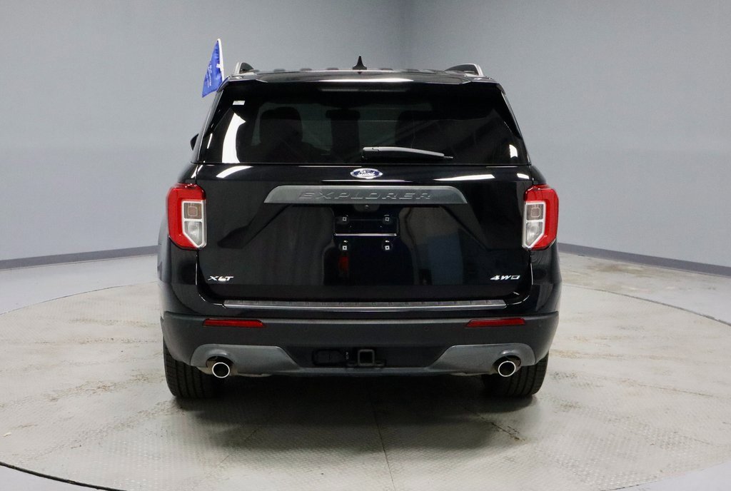 Certified 2023 Ford Explorer XLT w/ Equipment Group 202A image 12