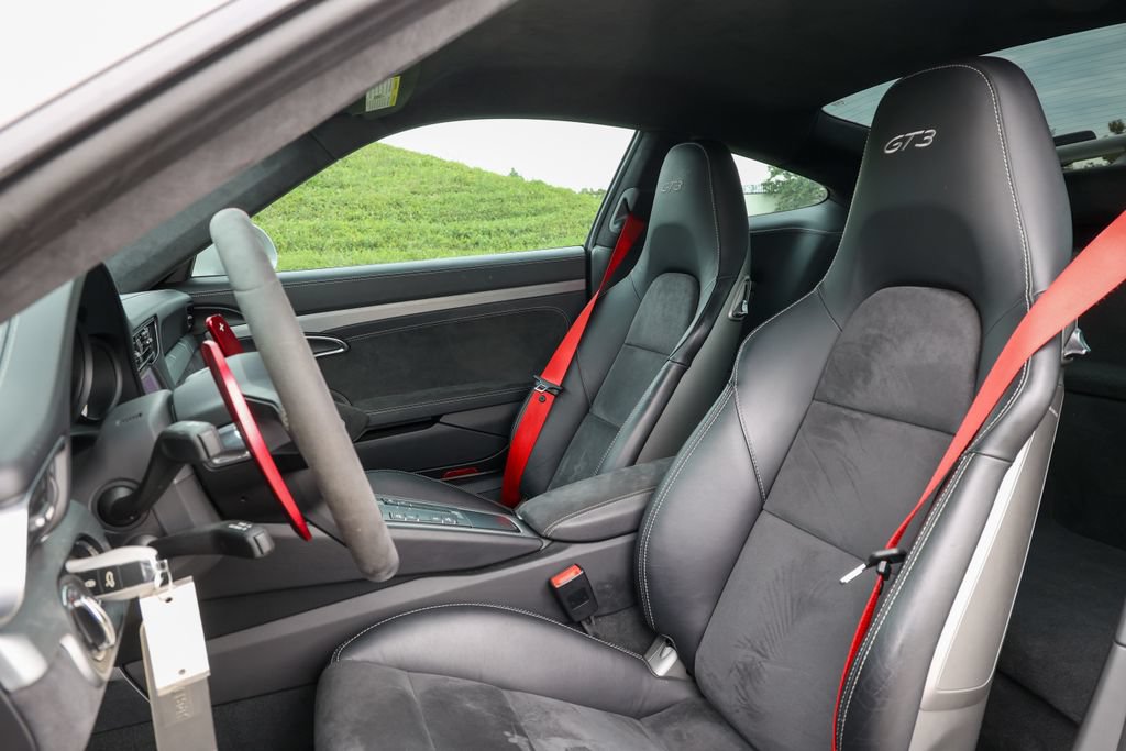 Certified 2018 Porsche 911 GT3 RWD image 5