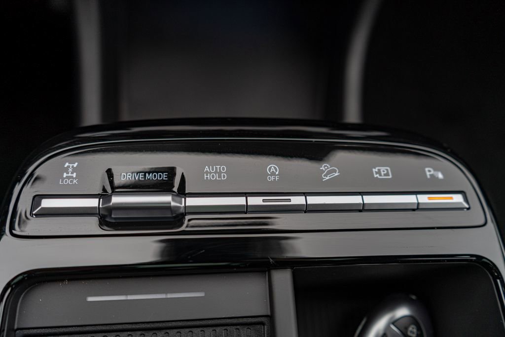 New 2025 Hyundai Tucson Limited image 35