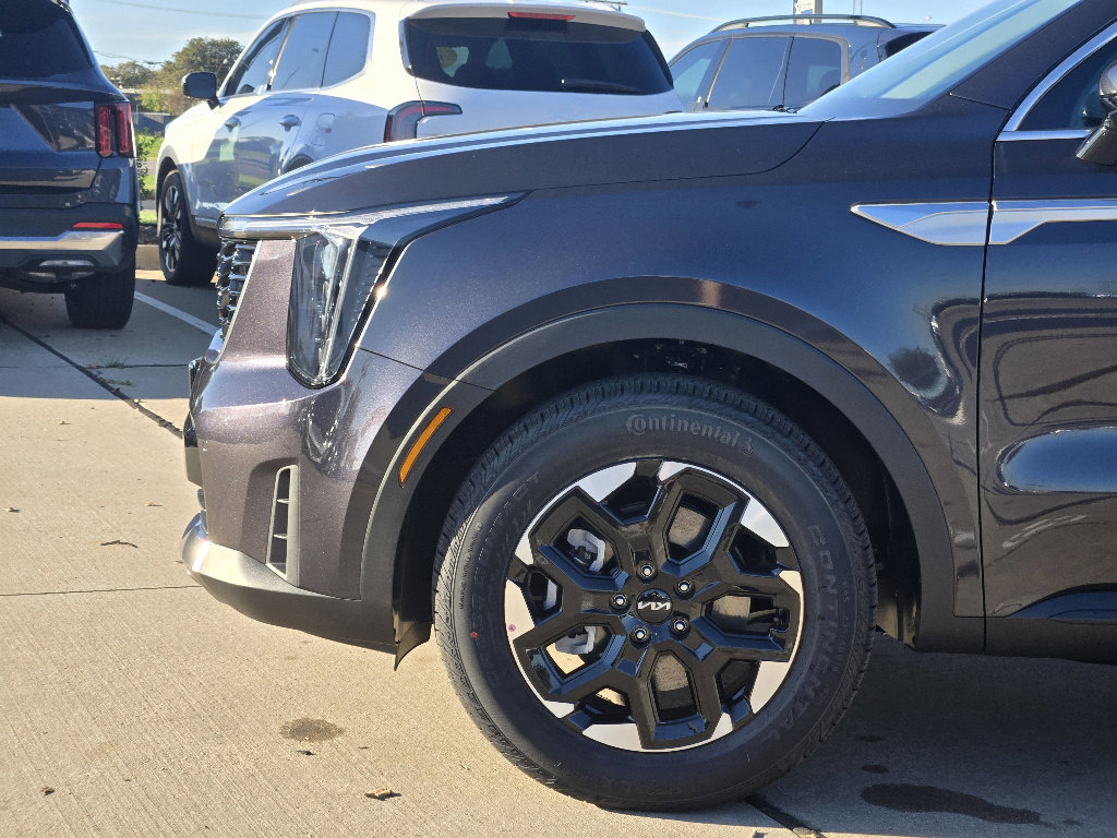 New 2026 Kia Sorento S w/ S Panoramic Sunroof Package image 5