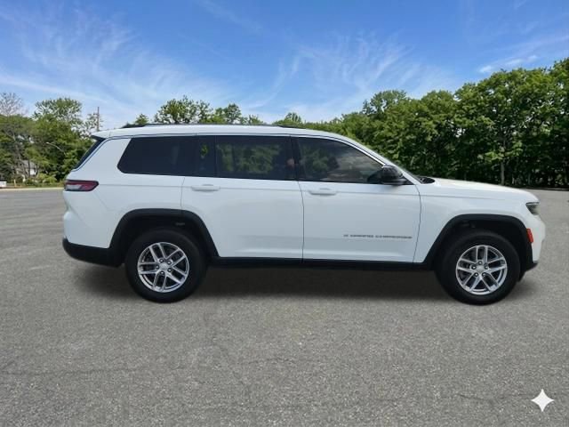 Used 2023 Jeep Grand Cherokee L Laredo AWD/4WD image 7