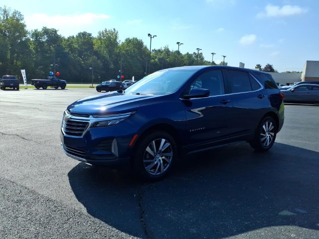 Used 2023 Chevrolet Equinox LT AWD/4WD image 3