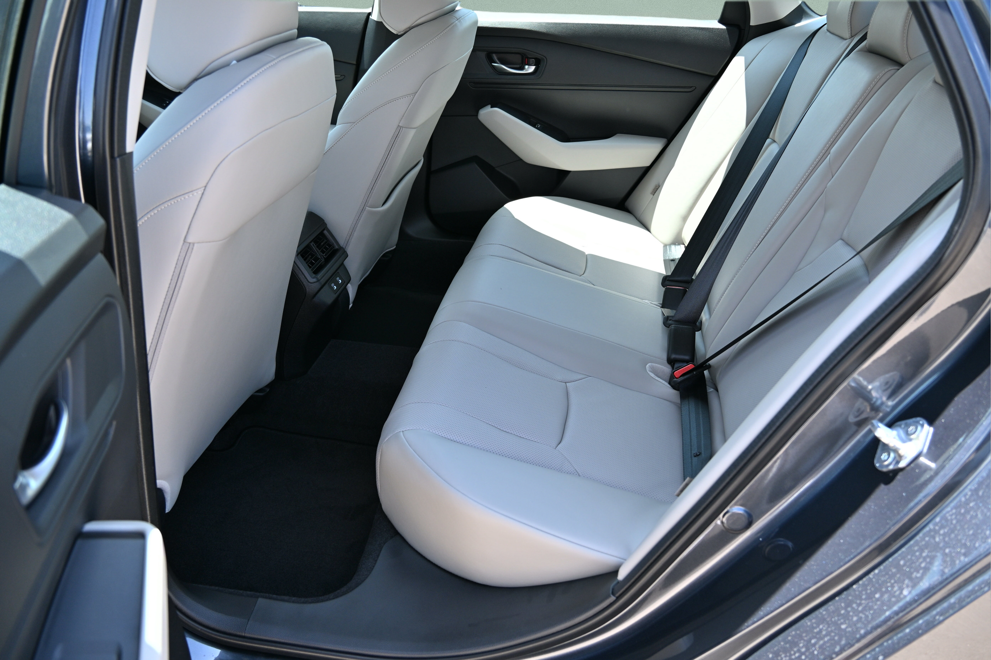 New 2026 Honda Accord EX-L image 15