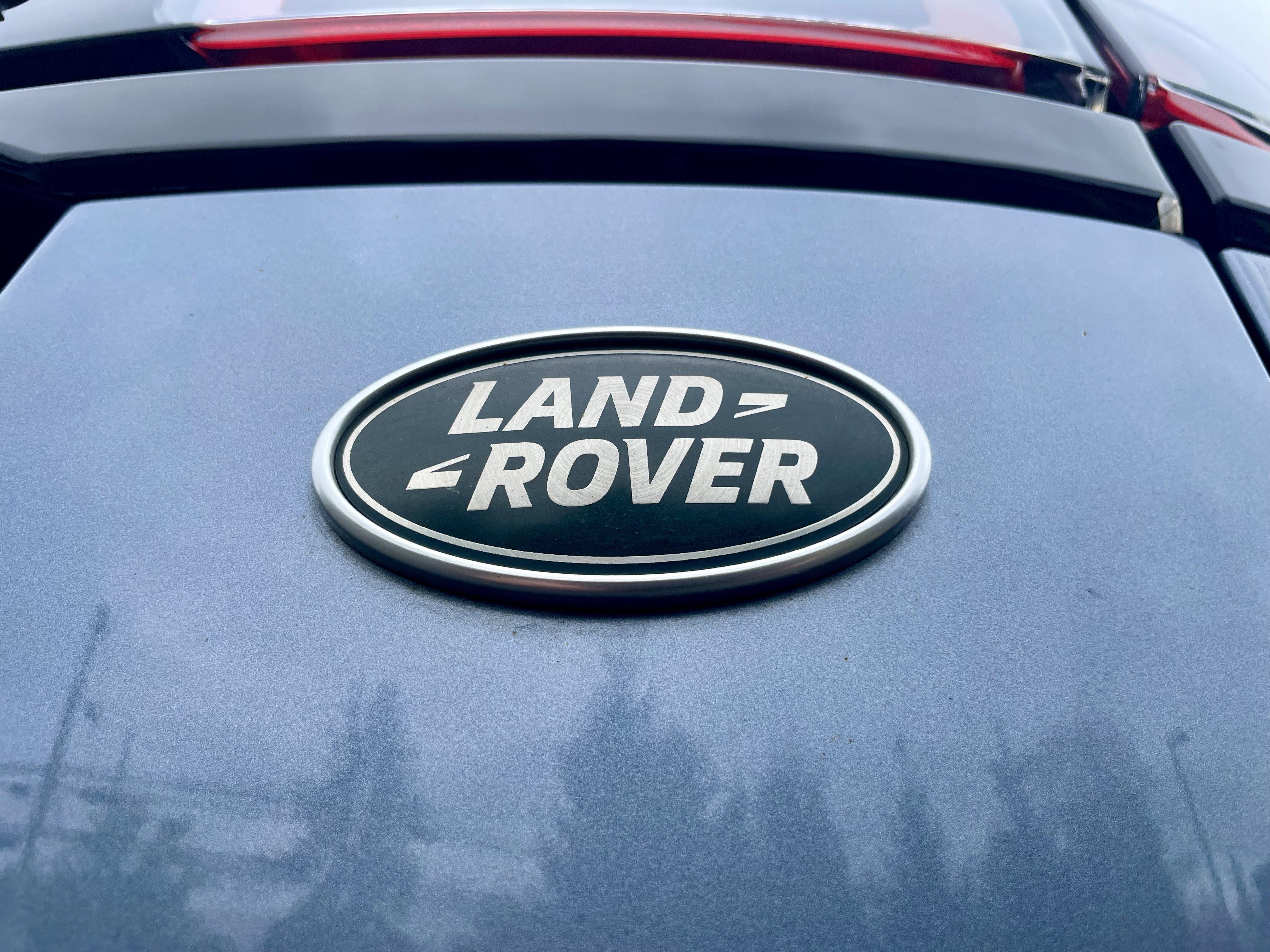 Used 2020 Land Rover Range Rover Velar S AWD/4WD image 38