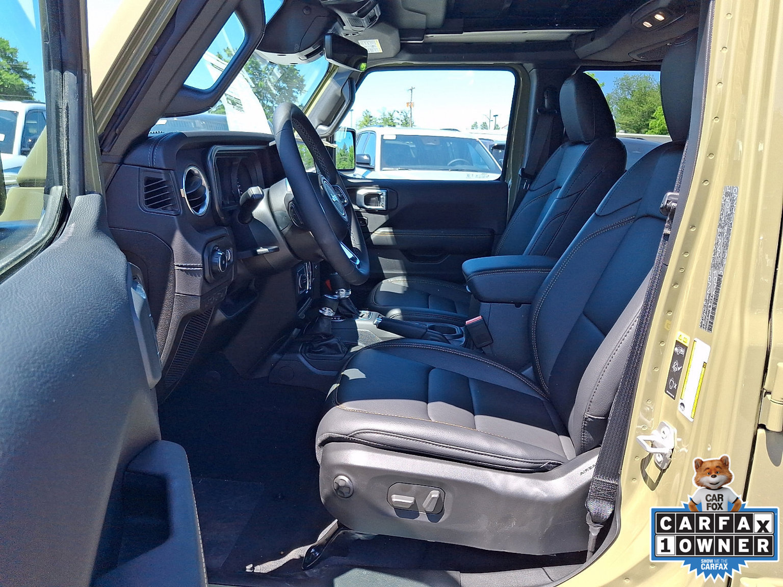New 2026 Jeep Wrangler Unlimited Sahara AWD/4WD image 7