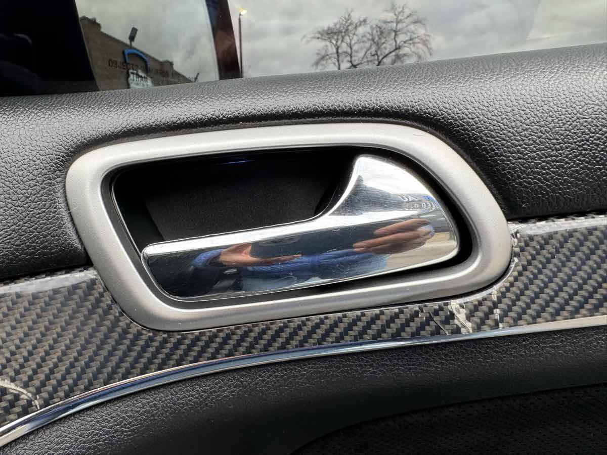 Used 2015 Jeep Grand Cherokee SRT w/ Luxury Group II AWD/4WD image 37