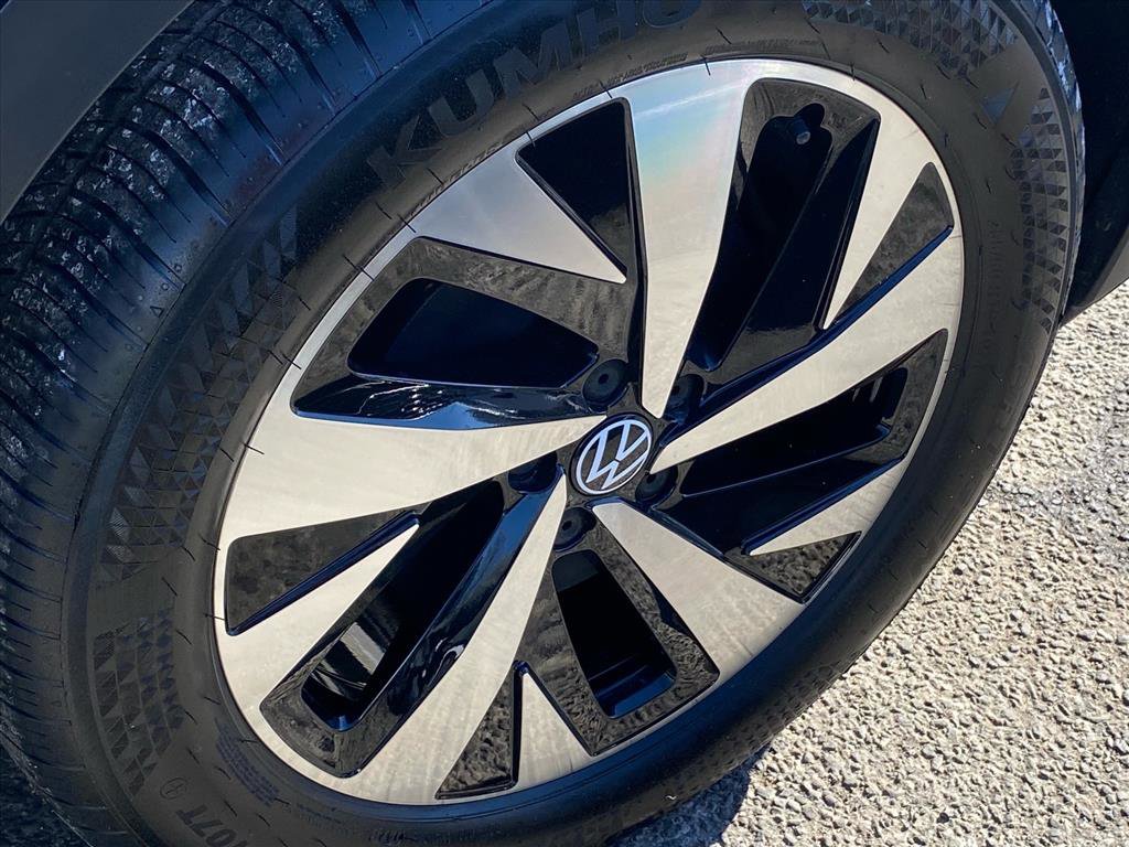 Used 2023 Volkswagen ID.4 Pro image 20