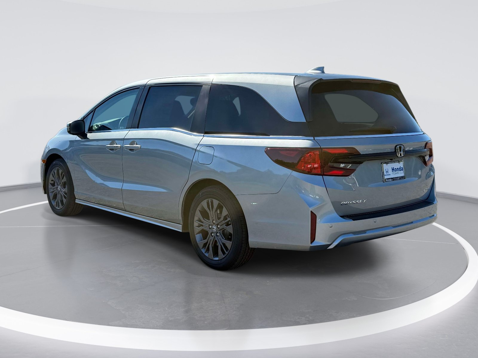 New 2027 Honda Odyssey Touring image 4
