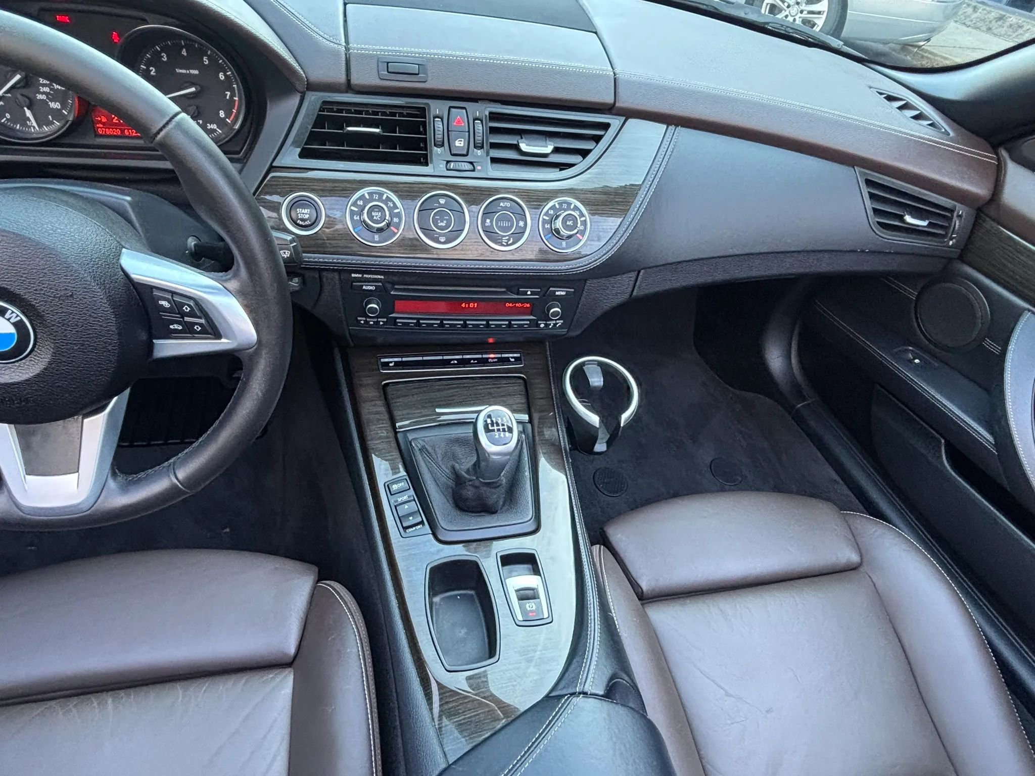 Used 2014 BMW Z4 sDrive28i image 33