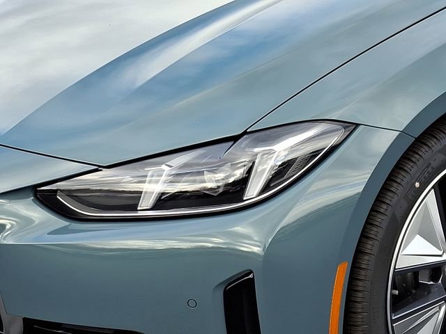 Certified 2025 BMW i4 xDrive40i w/ Driving Assistance Package image 9