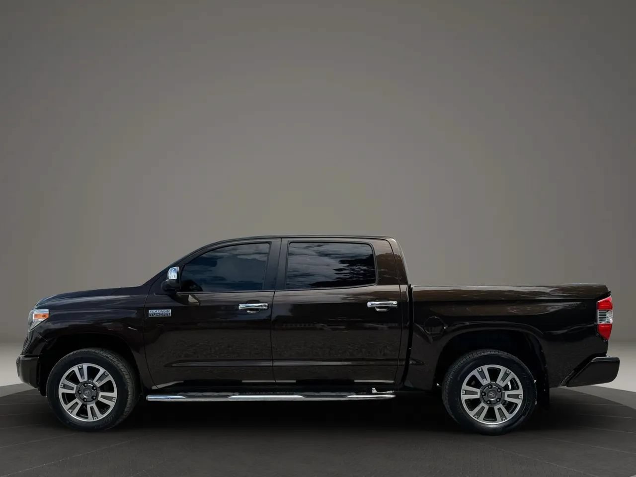 Used 2019 Toyota Tundra Platinum RWD image 7