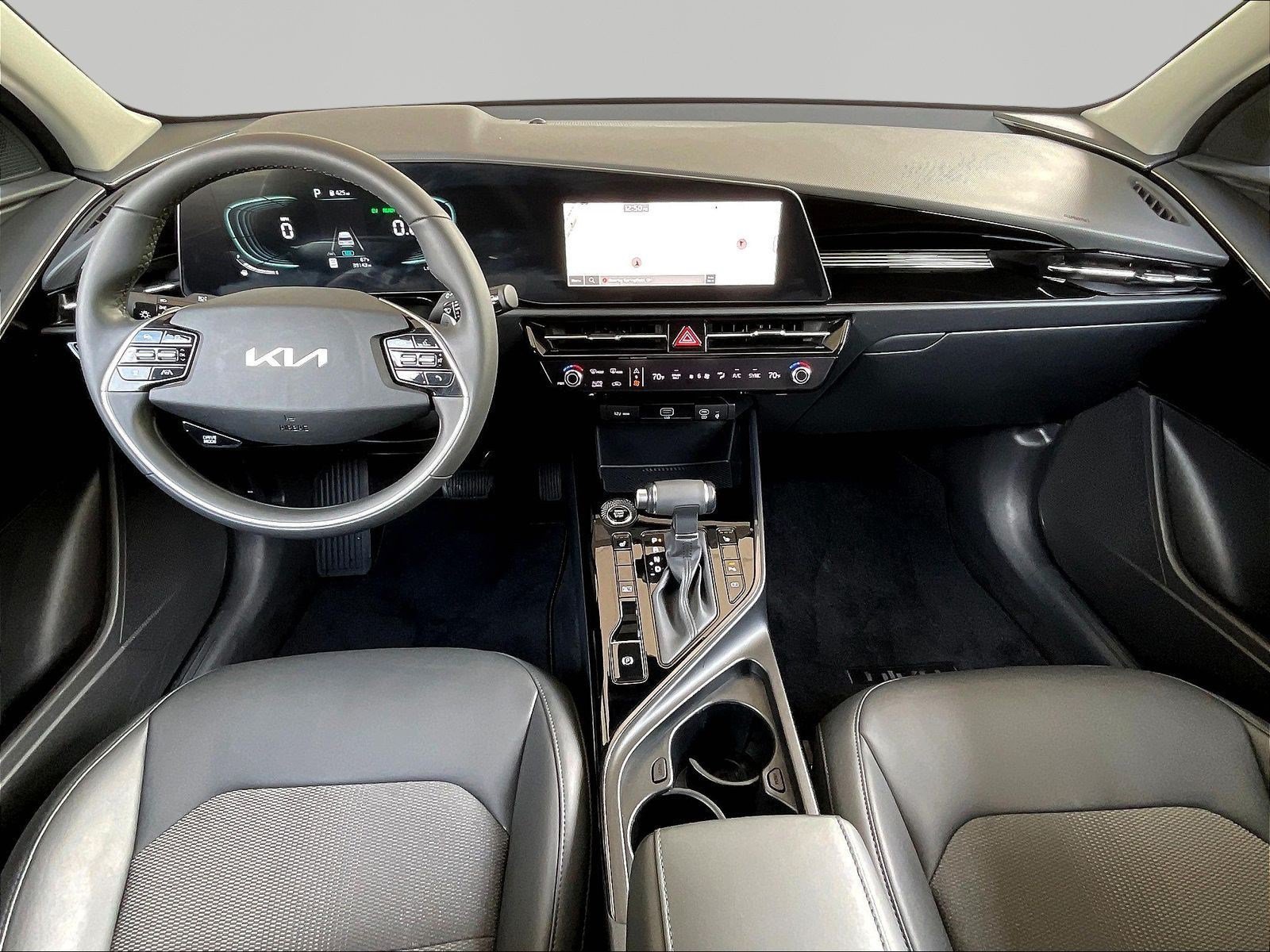 Used 2024 Kia Niro EX FWD image 7