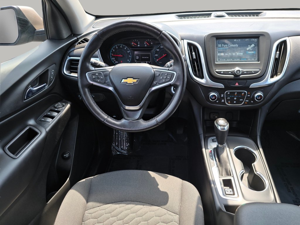 Used 2018 Chevrolet Equinox LT w/ LPO, Hit The Road Package AWD/4WD image 3