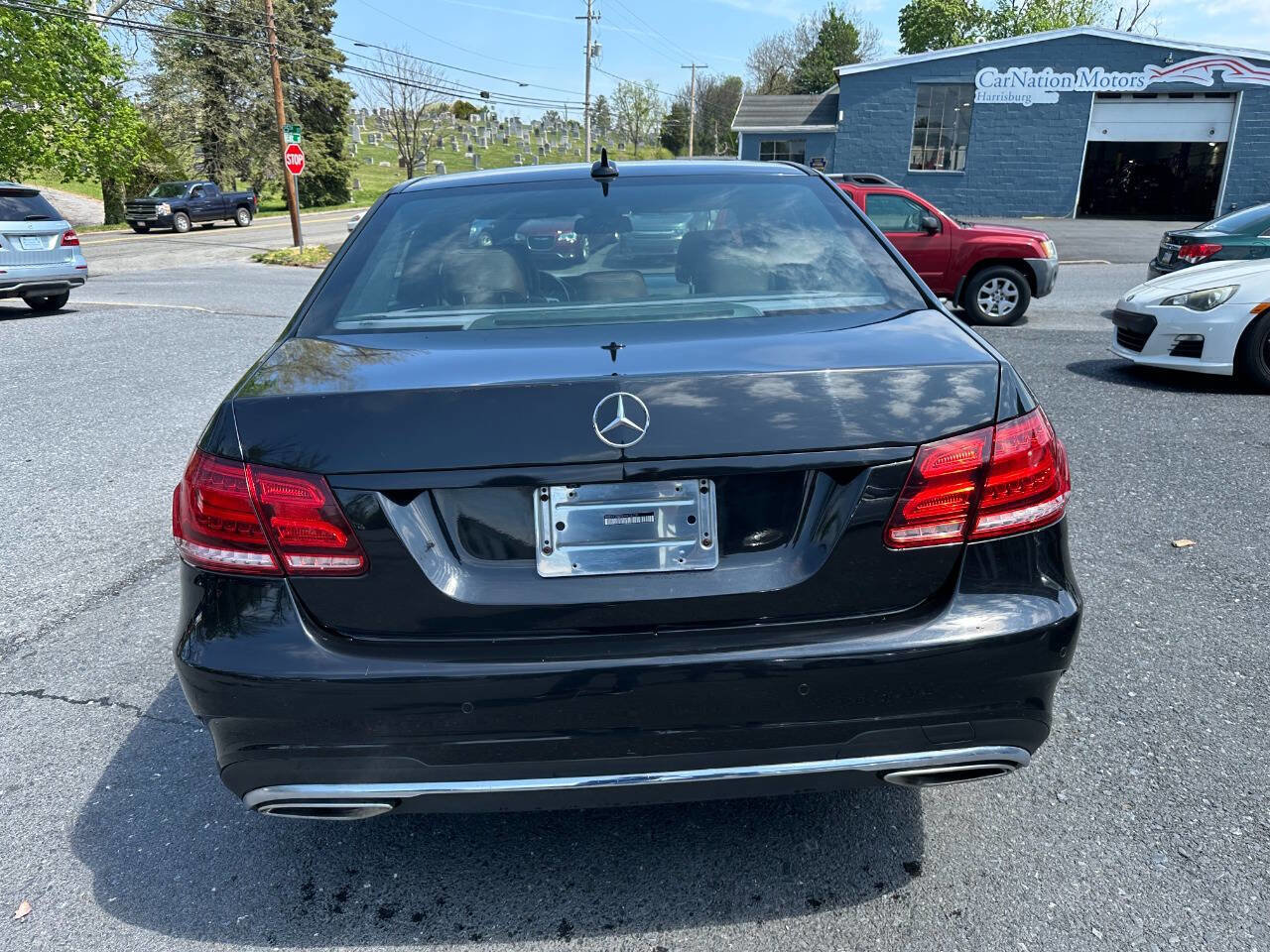 Used 2014 Mercedes-Benz E 550 4MATIC Sedan image 5