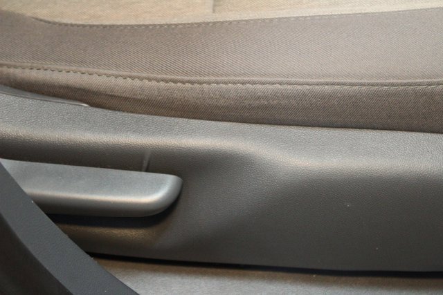 Used 2019 Chevrolet Blazer LT image 12