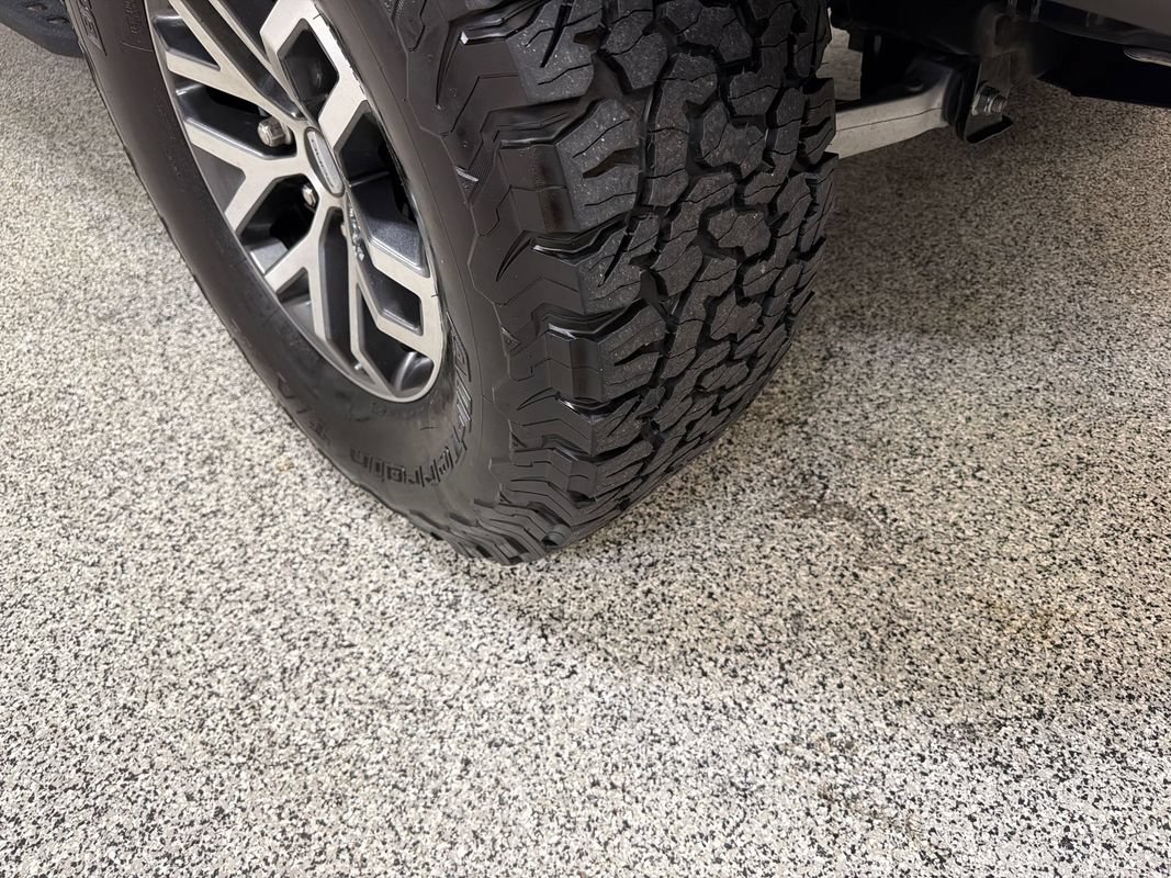 Used 2018 Ford F150 Raptor w/ Equipment Group 802A Luxury AWD/4WD image 47