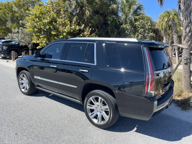 Used 2020 Cadillac Escalade Premium Luxury image 42